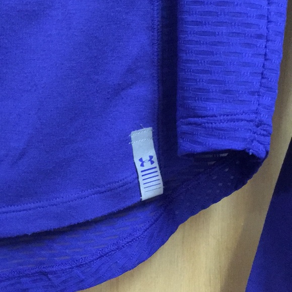 Workout shirt - Picture 2 of 4